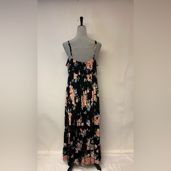 Torrid Dress Womens Size 18/20 Maxi Black Floral Dark Cottagecore Vacation - Picture 2 of 12